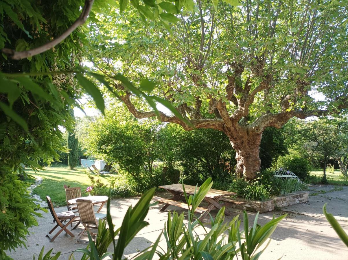 Campagne De Pre Grand Bed and Breakfast Saint-Étienne-les-Orgues Eksteriør billede